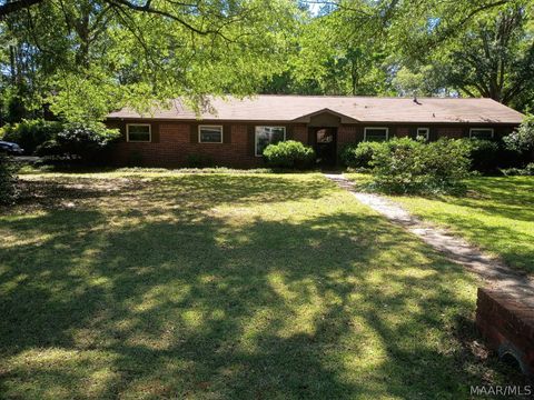 Photo of 2725 Lakeview Court, Millbrook, AL 36054 (MLS # 586689)
