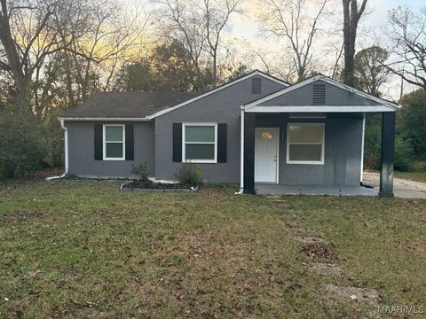Photo of 3950 Edgar D Nixon Avenue, Montgomery, AL 36105 (MLS # 582008)
