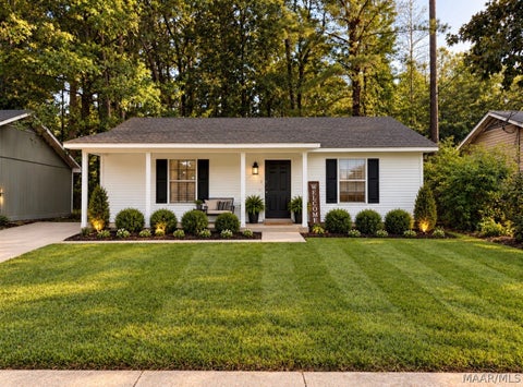 Photo of 4373 Wimbledon Road, Montgomery, AL 36116 (MLS # 590794)