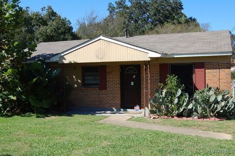 Photo of 4015 MONTCLAIR Drive, Montgomery, AL 36110 (MLS # 582615)