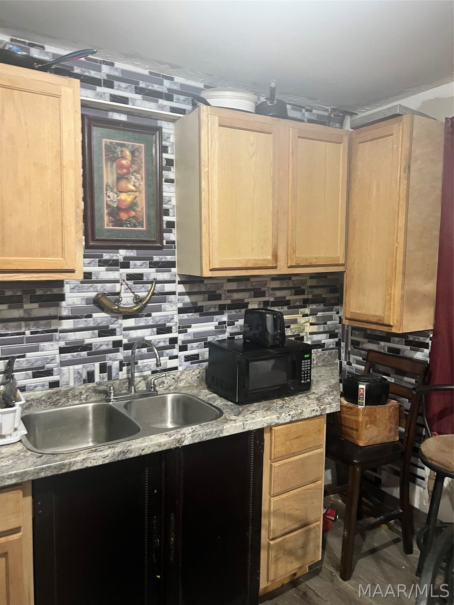 303 Azalea Drive - Photo 3