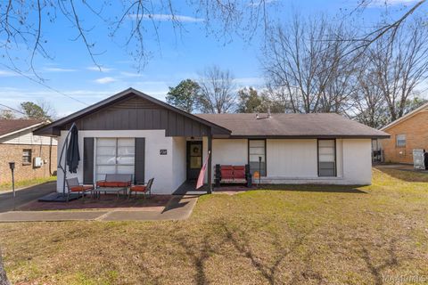 Photo of 728 Amity Lane, Montgomery, AL 36117 (MLS # 584553)