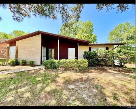 Photo of 1300 Zephyr Hills Drive, Montgomery, AL 36109 (MLS # 579374)