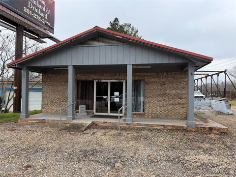 Photo of 32145 Highway 43, Thomasville, AL 36784 (MLS # 583543)