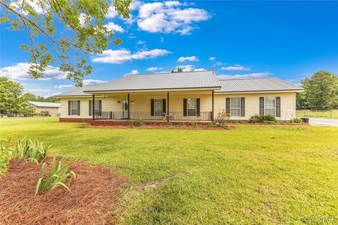 Photo of 1826 Highway 14 Highway W, Prattville, AL 36067 (MLS # 587524)