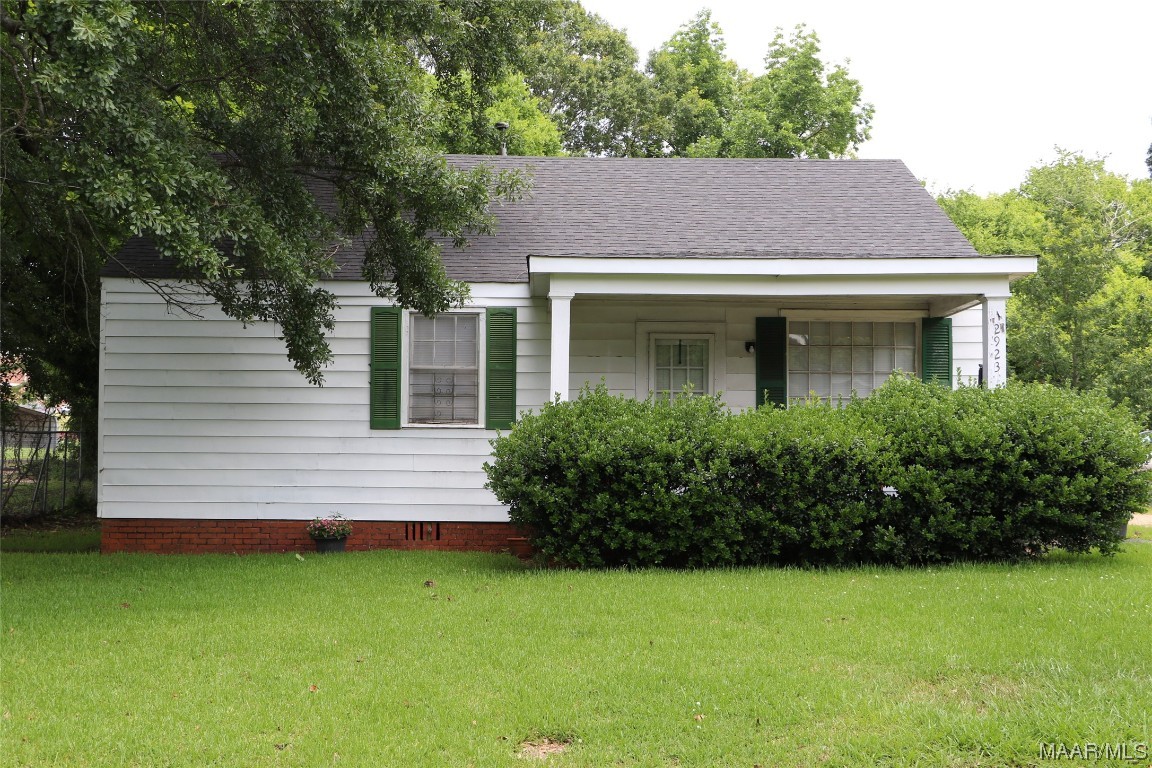 Photo 1 of 1 — 2923 MCQUEEN Street, Montgomery, AL 36107
