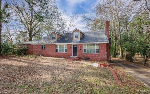 Photo of 388 Perry Hill Road, Montgomery, AL 36109 (MLS # 581879)
