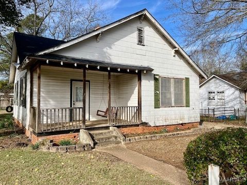 Photo of 715 7TH Street, Montgomery, AL 36110 (MLS # 582779)