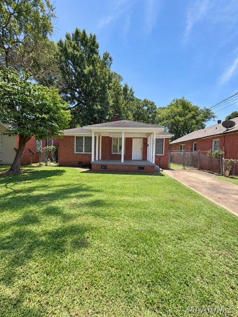 Photo of 2620 GENEVA Street, Montgomery, AL 36107 (MLS # 590037)