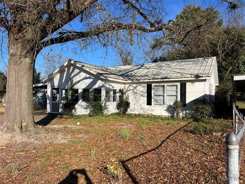 Photo of 3462 EAST Street, Montgomery, AL 36110 (MLS # 582870)