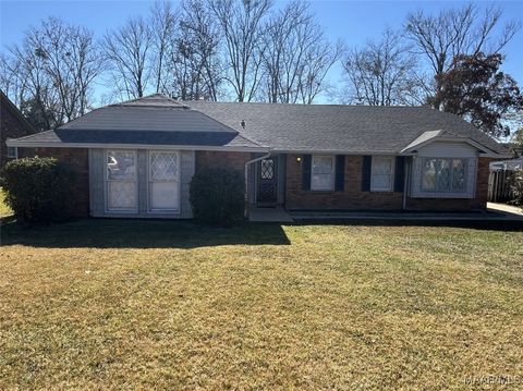 Photo of 6724 CAPOUANO Drive, Montgomery, AL 36116 (MLS # 581622)