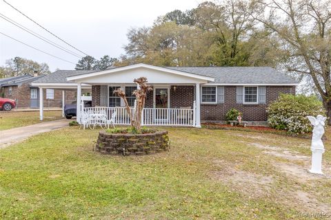 Photo of 117 White Oak Court, Prattville, AL 36067 (MLS # 585125)