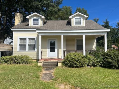 Photo of 508 N Central Avenue, Alexander City, AL 35010 (MLS # 580152)
