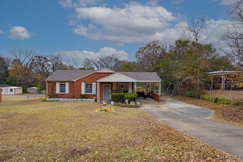 Photo of 4265 Hickory Drive, Montgomery, AL 36109 (MLS # 582383)