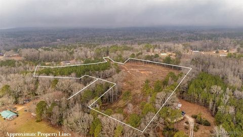 Photo of 272 Shadow Wood Lane, Wetumpka, AL 36092 (MLS # 570476) Photo of 272 Shadow Wood Lane, Wetumpka, AL 36092 (MLS # 570476)