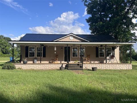 Photo of 30820 Hwy 31 Highway, McKenzie, AL 36456 (MLS # 578550)