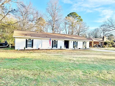 Photo of 1245 Wright Street, Prattville, AL 36066 (MLS # 583922)