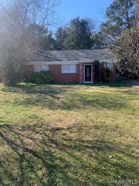 Photo of 3123 FAIRGROUND Road, Montgomery, AL 36110 (MLS # 583813)