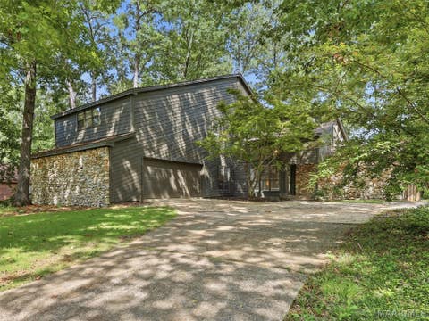 Photo of 6572 Luxembourg Circle, Montgomery, AL 36117 (MLS # 589722)