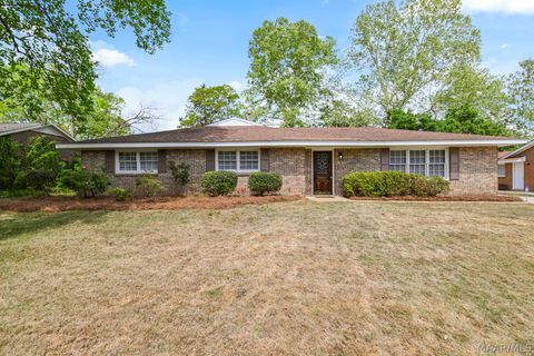 Photo of 3139 Woodfern Drive, Montgomery, AL 36111 (MLS # 585263)