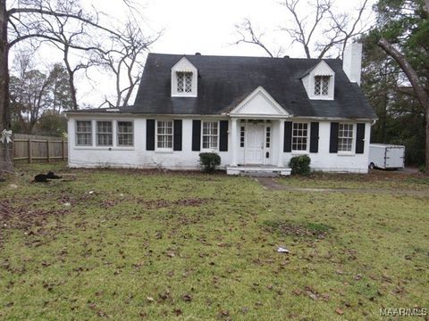 Photo of 3200 Norman Bridge Road, Montgomery, AL 36105 (MLS # 582776)