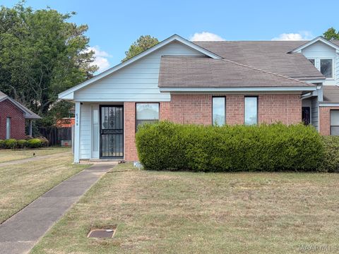 Photo of 6218 Bell Gables Drive, Montgomery, AL 36117 (MLS # 584526)