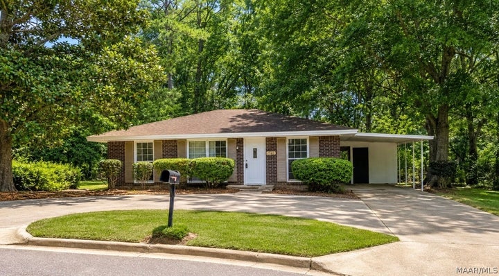Photo 1 of 5 — 1720 Gloria Court, Montgomery, AL 36110