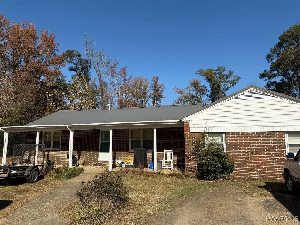 Photo 1 of 25 — 174 Persimmon Tree Road, Valley Grande, AL 36701