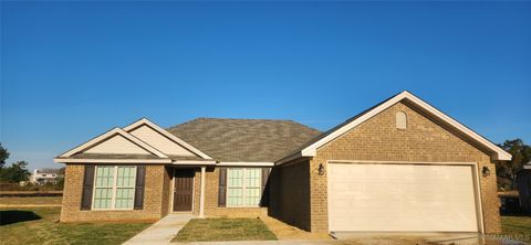 Photo of 39 Kelsey Way, Wetumpka, AL 36092 (MLS # 580033)