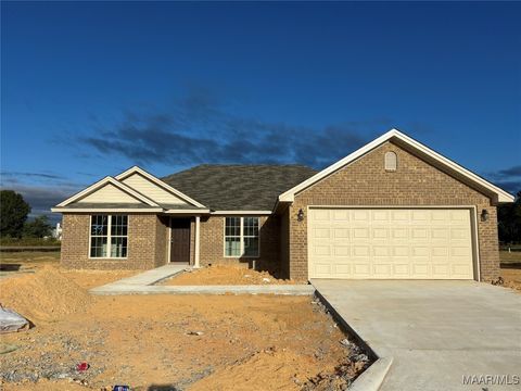 Photo of 39 Kelsey Way, Wetumpka, AL 36092 (MLS # 580033)