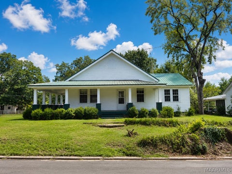 Photo of 314 Riverside Avenue, Tallassee, AL 36078 (MLS # 589918)