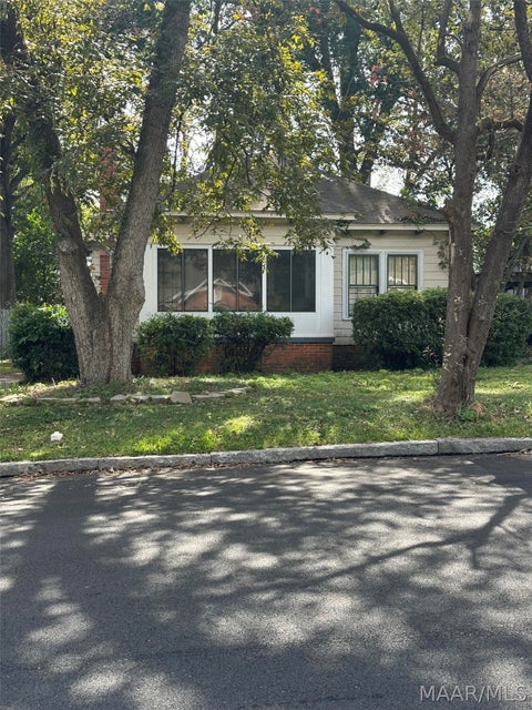 Photo of 2334 Winona Avenue, Montgomery, AL 36107 (MLS # 591595)