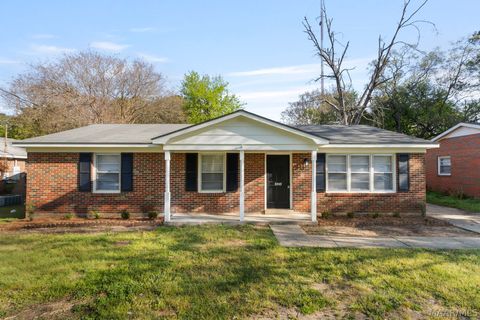 Photo of 3243 Durham Drive, Montgomery, AL 36109 (MLS # 585053)