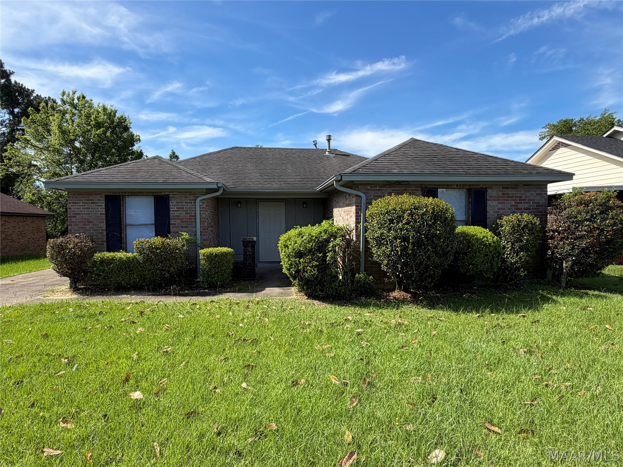 Photo 1 of 21 — 7054 EPPERSON Drive, Montgomery, AL 36117