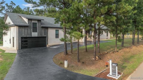 Photo of 451 county road 264 Road, Clanton, AL 35046 (MLS # 589603)