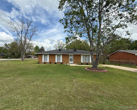 Photo of 4003 Chatwood Street, Montgomery, AL 36116 (MLS # 585377)