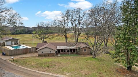 Photo of 95 Hickory Hill Road, Wetumpka, AL 36092 (MLS # 583099)