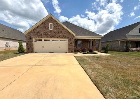 Photo of 758 Harbin Drive, Prattville, AL 36066 (MLS # 585918)