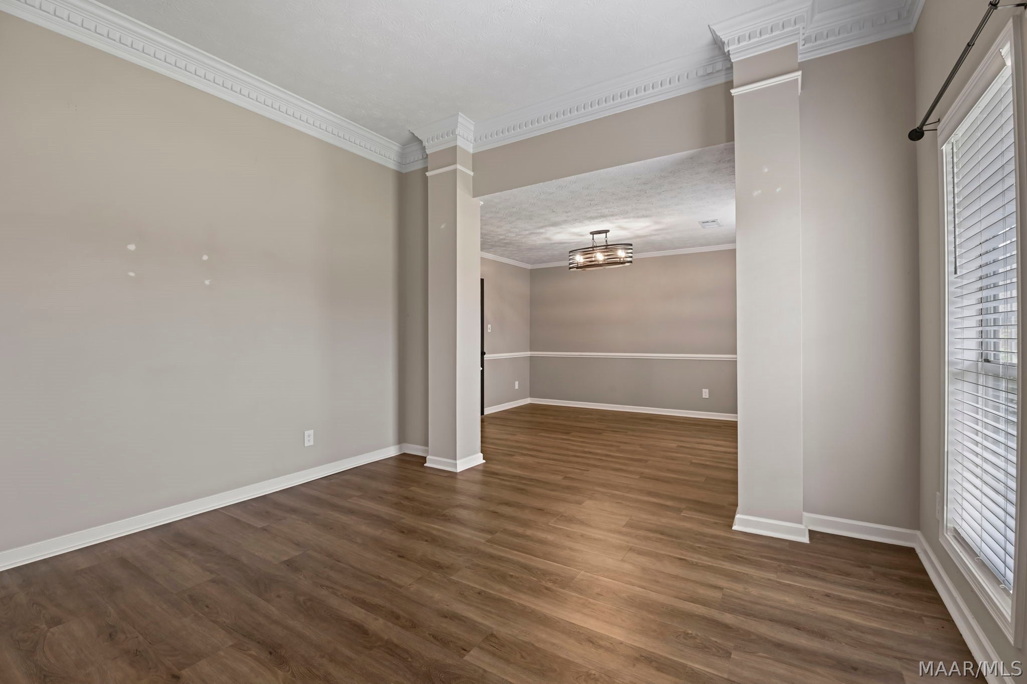 1806 HAMPSTEAD Court - Photo 3