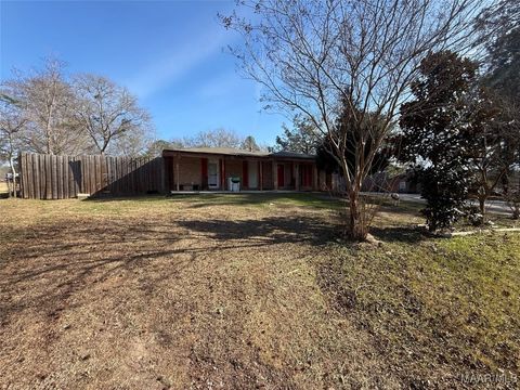 Photo of 748 ST MARTINS Drive, Pike Road, AL 36064 (MLS # 583029)