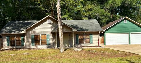 Photo of 206 Larry Street, Prattville, AL 36067 (MLS # 585897)
