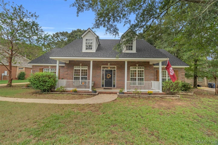 Photo 1 of 37 — 952 Old Ware Road, Wetumpka, AL 36093