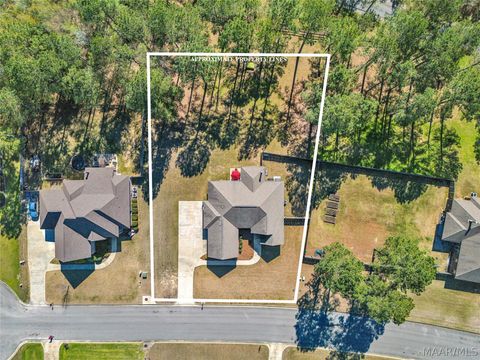 Photo of 64 Valleys Edge, Wetumpka, AL 36093 (MLS # 584804)