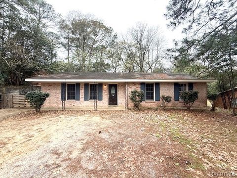 Photo of 1116 Perry Hill Road, Montgomery, AL 36109 (MLS # 584397)