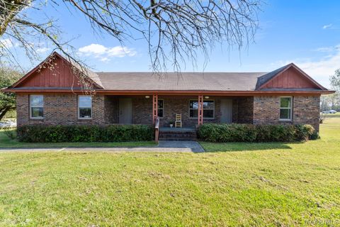 Photo of 10526 County Road 51 Road, Jemison, AL 35085 (MLS # 585945)