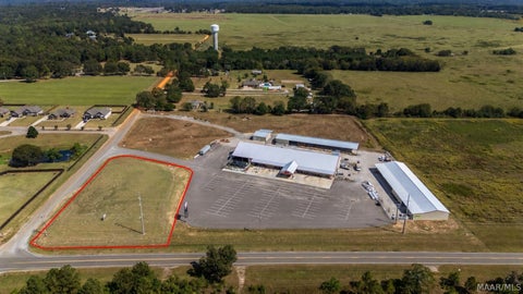 Photo of 0 County Road 100, Deatsville, AL 36022 (MLS # 587331)
