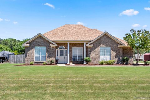 Photo of 62 Susie's Place, Wetumpka, AL 36092 (MLS # 586373)