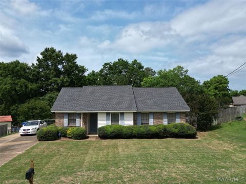 Photo of 1814 Jenny Drive, Prattville, AL 36066 (MLS # 586629)