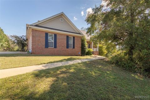 Photo of 221 Doe Drive, Prattville, AL 36067 (MLS # 581318)
