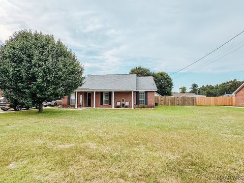 Photo of 67 Brookfield Drive, Elmore, AL 36025 (MLS # 580571)